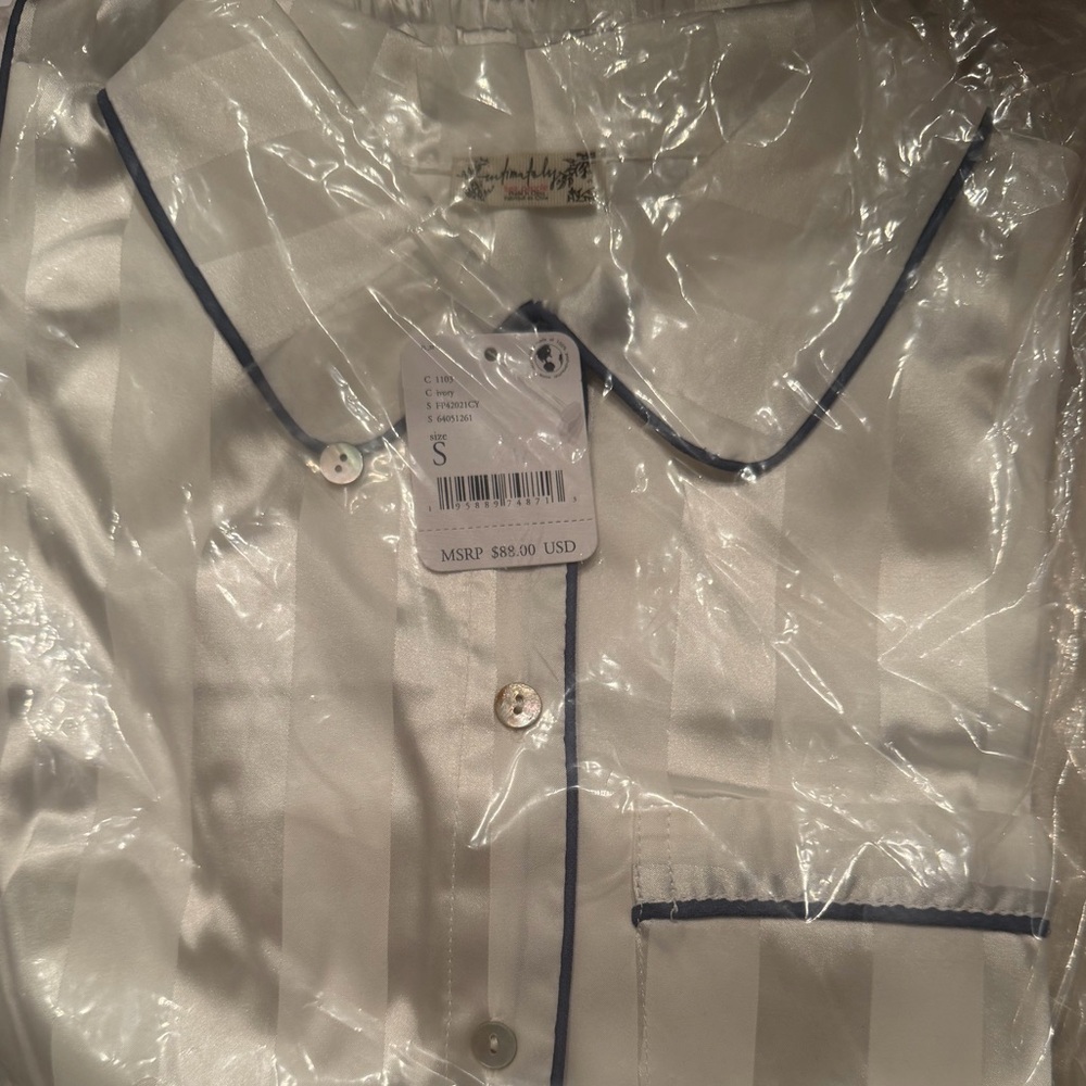 Free People Pajama Party Sleep Set Ivory
NWT - Picture 7 of 7